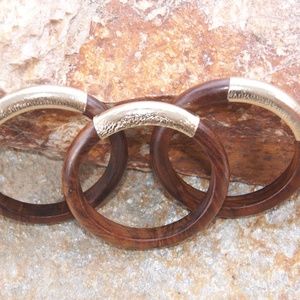 Raven & Lily Ferdoz Large set of 3 Bangles